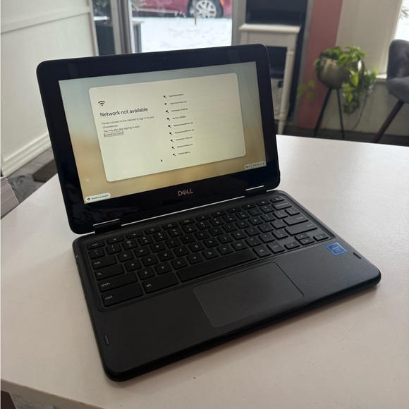 Dell Chromebook Touchscreen Chromebook - HD 32GB Flash Memory Black